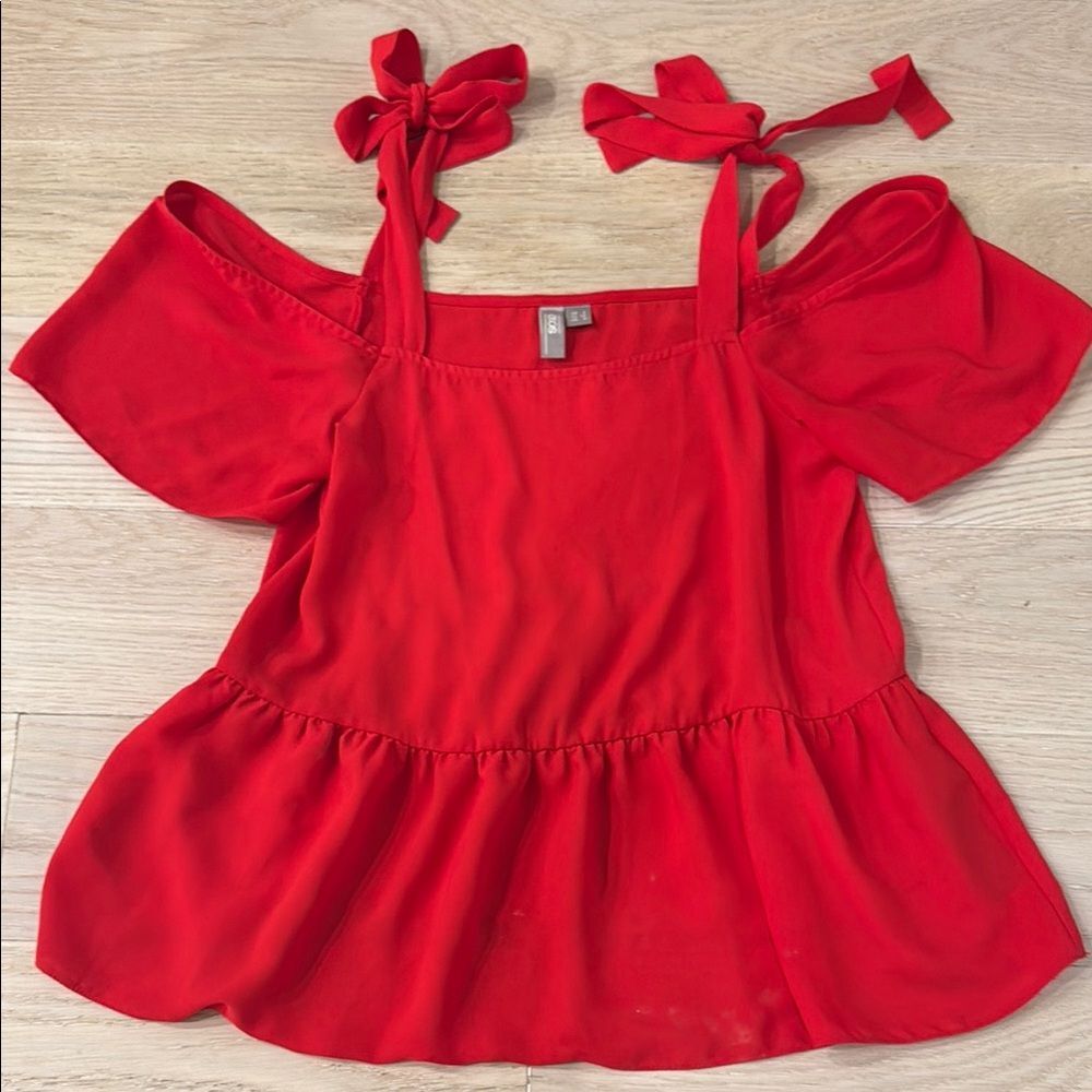 ASOS Red Off-Shoulder Women's Top Flowy / Peplum Style size 0/XS